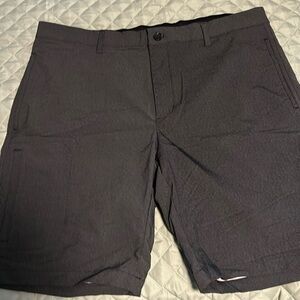 Men’s stretchy shorts